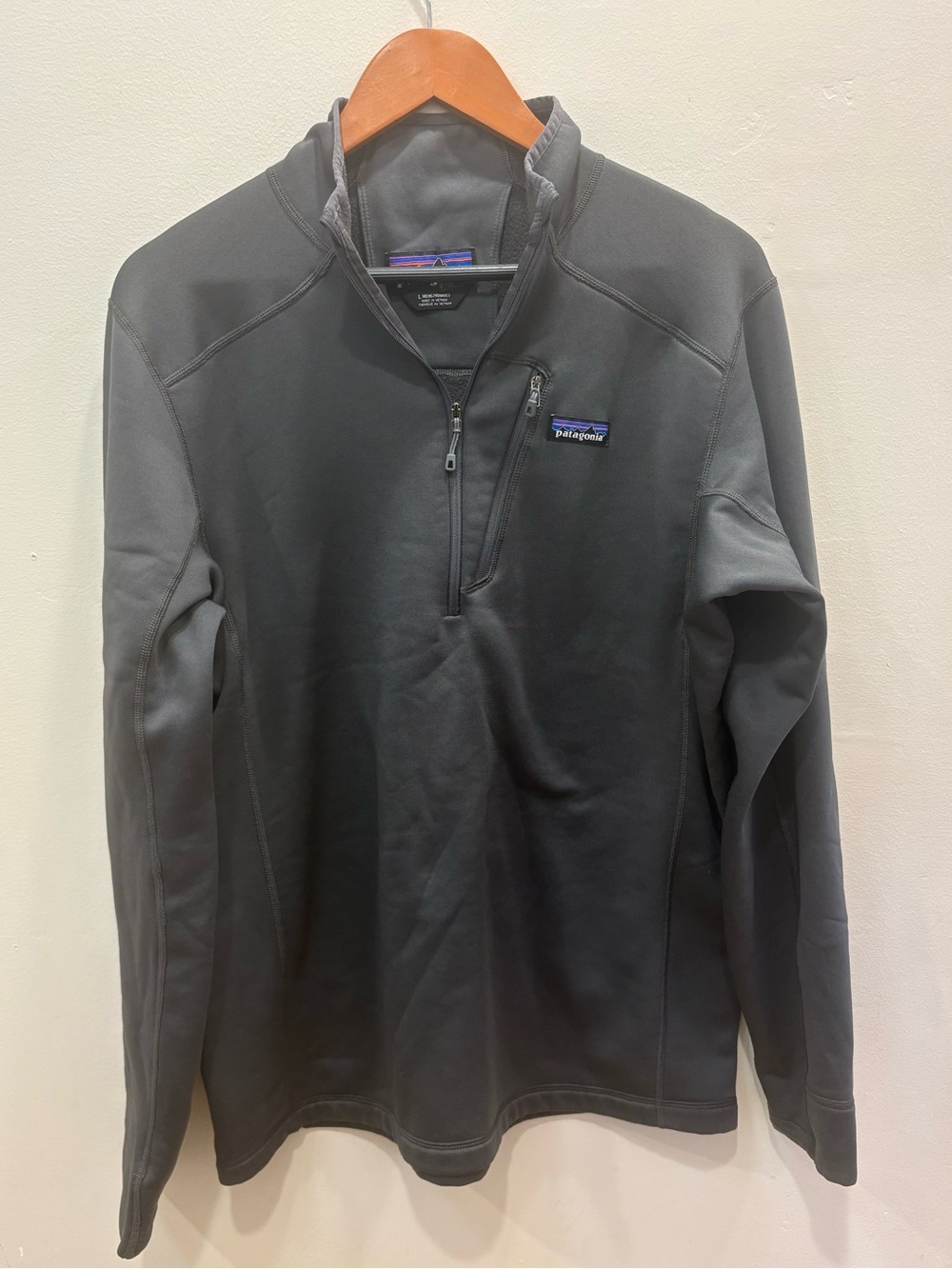 Patagonia Men’s Polartec Half-Zip Pullover Gray Large